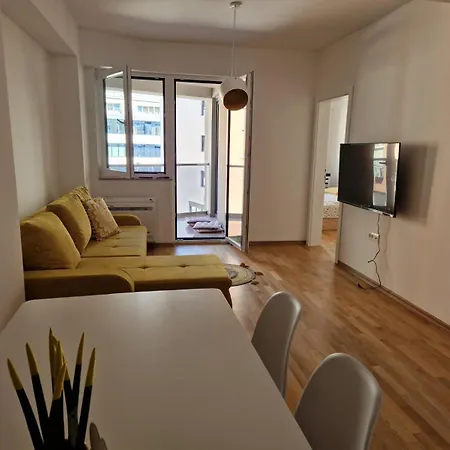 Apartment Aria *
